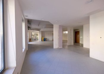 Foto 4 - Shop Maniago - photo 4