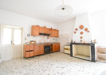 Foto 13 - Casa indipendente via Efisio Contini
 
24, Siligo - foto 13