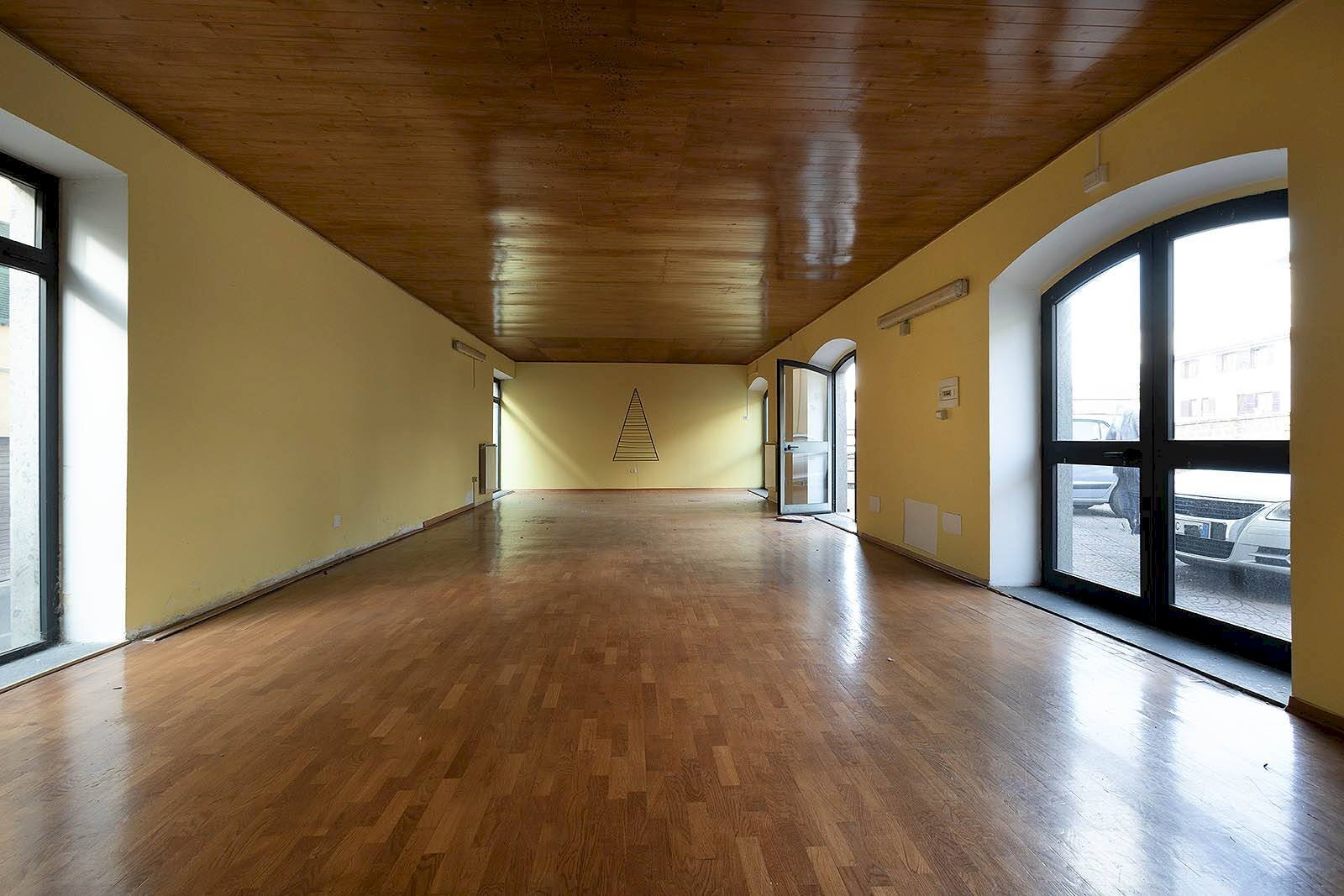 Foto 1 - Commercial Premises Via del lavoro, Vetralla - photo 1