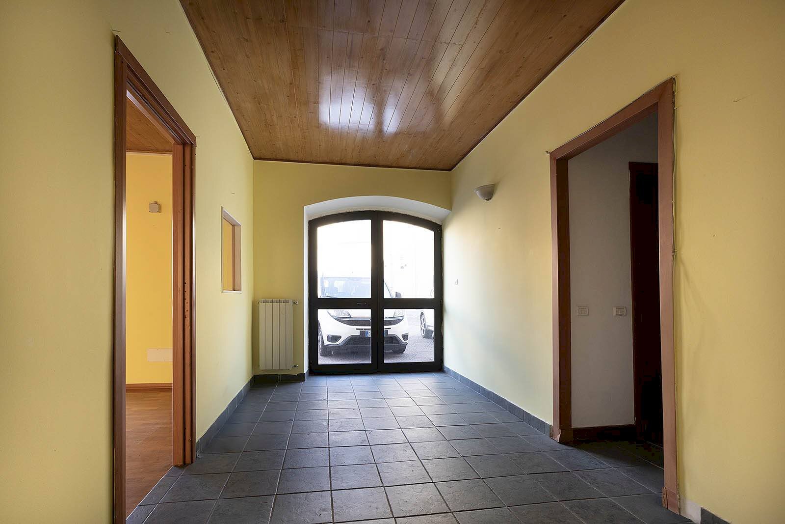 Foto 3 - Commercial Premises Via del lavoro, Vetralla - photo 3