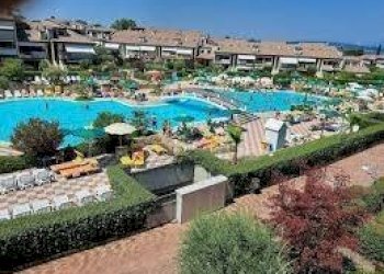 Piscina - Bilocale via Giulio Cesare, Desenzano del Garda - foto 45