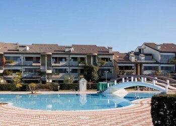 Piscina - Bilocale via Giulio Cesare, Desenzano del Garda - foto 37