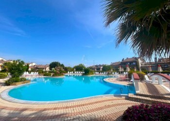 Piscina - Bilocale via Giulio Cesare, Desenzano del Garda - foto 50