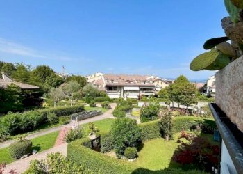 Vista - Bilocale via Giulio Cesare, Desenzano del Garda - foto 49