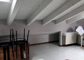 Salone - Two-room apartment via Giulio Cesare, Desenzano del Garda - photo 23