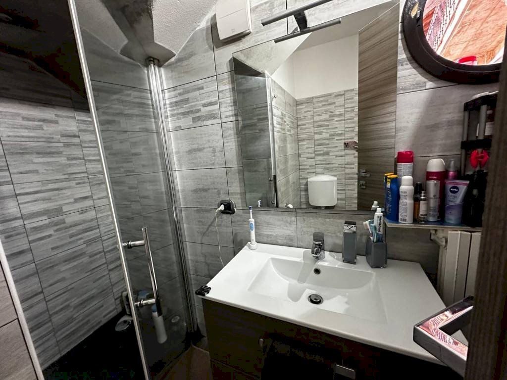 Bagno - Casa indipendente via Vittorio Veneto, 13, Caronno Varesino - foto 2