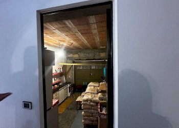 Cantina - Casa indipendente via Vittorio Veneto, 13, Caronno Varesino - foto 25