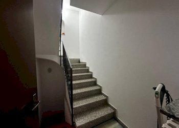 Interno palazzo - Casa indipendente via Vittorio Veneto, 13, Caronno Varesino - foto 32