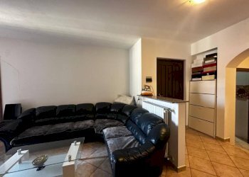 Salone - Casa indipendente via Vittorio Veneto, 13, Caronno Varesino - foto 35