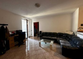 Salone - Casa indipendente via Vittorio Veneto, 13, Caronno Varesino - foto 36