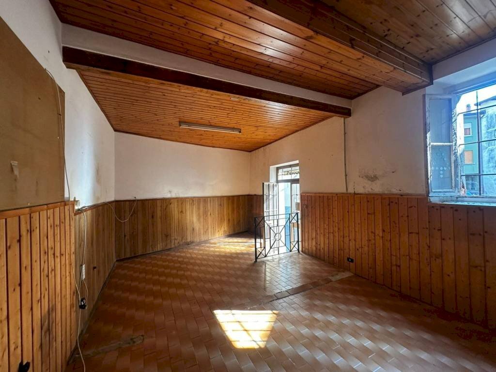 Stanza non arredata - Casa indipendente via Vittorio Veneto, 2, Caronno Varesino - foto 3