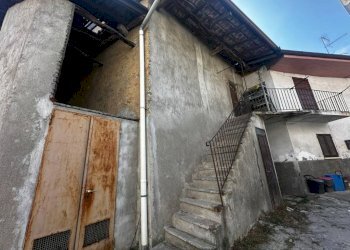 Scala - Casa indipendente via Vittorio Veneto, 2, Caronno Varesino - foto 9
