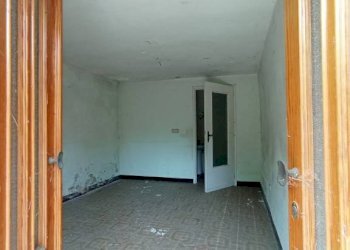 Stanza non arredata - Rustico Frazione Casabianca, 49, Asti - foto 8