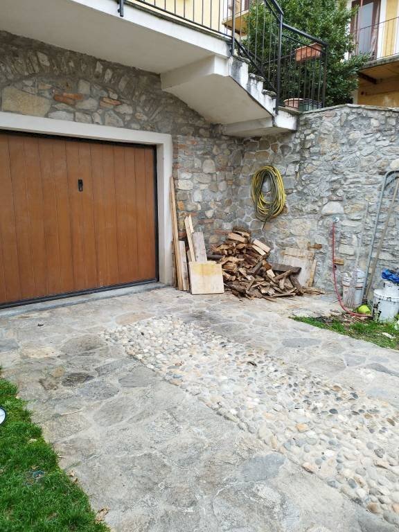 Box auto - Quadrilocale vicolo Somisso, Laveno-Mombello - foto 2