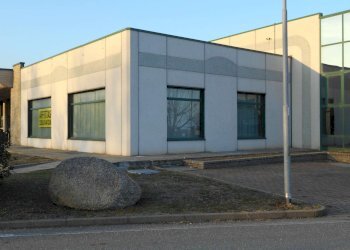 DSCN0677 - Locale Commerciale strada piemonte, 29, Bricherasio - foto 3