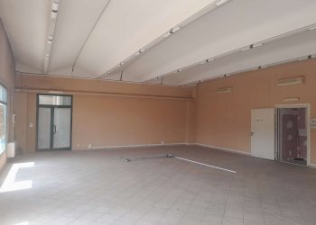 20250620_142859 - Locale Commerciale strada piemonte, 29, Bricherasio - foto 7