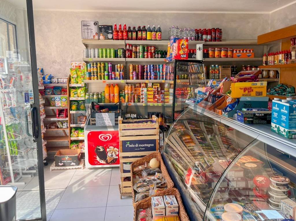 Interno non residenziale - Alimentari - Gastronomia corso Aurelio Saffi, Faenza - foto 2