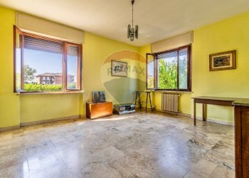 Casa indipendente via adua, 44 
 Cerrione, Cerrione - foto 12