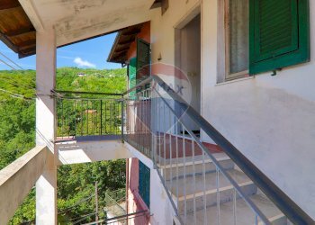 Two-room apartment Via Sottana, 18 
 Sottana, Davagna - photo 36