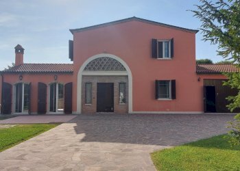 Villa Unifamiliare Occhiobello - foto 1