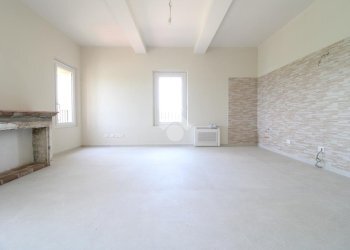 Quadrilocale Via Ernesto Papazzoni, Cavezzo - foto 9