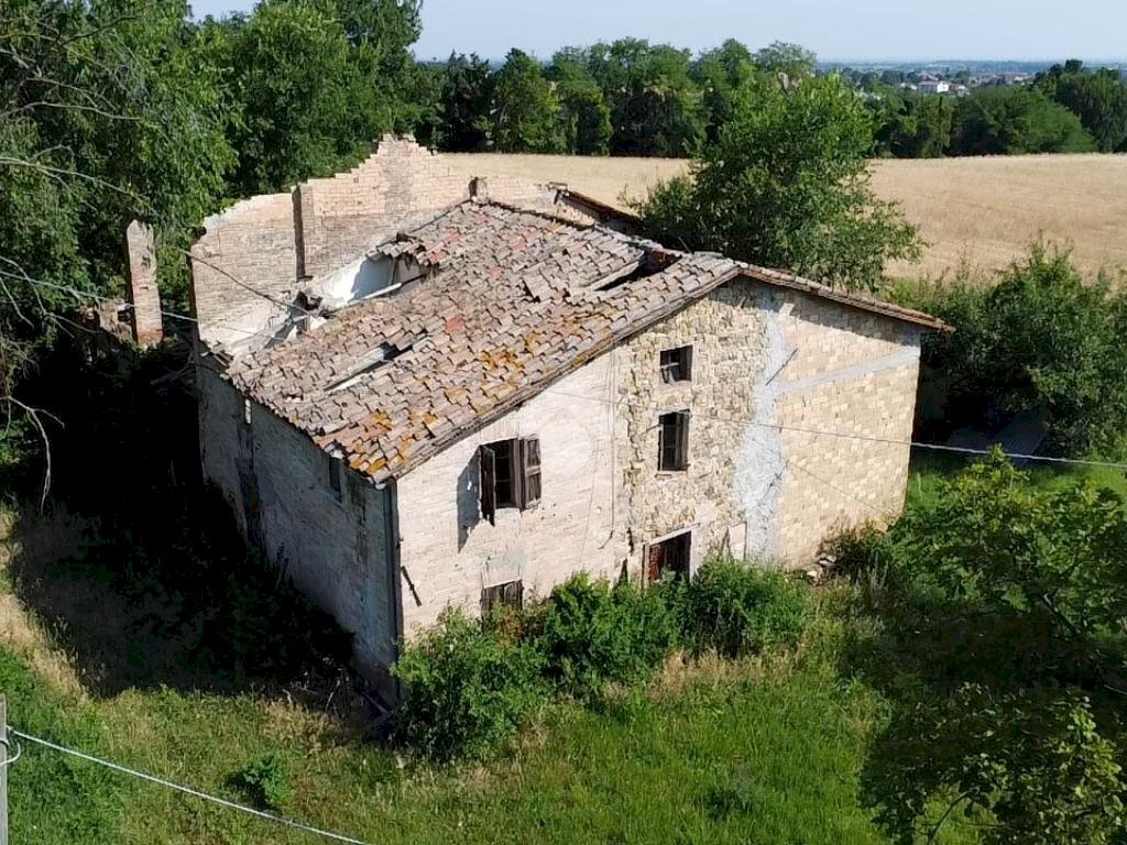 Casa indipendente Strade dei Pollini, Traversetolo - foto 1