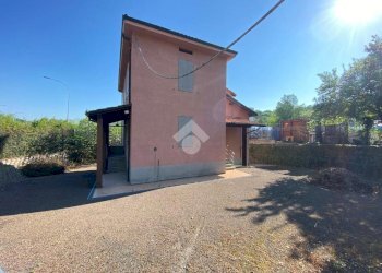 Quadrilocale Strada provinciale 308, Fornovo di Taro - foto 2