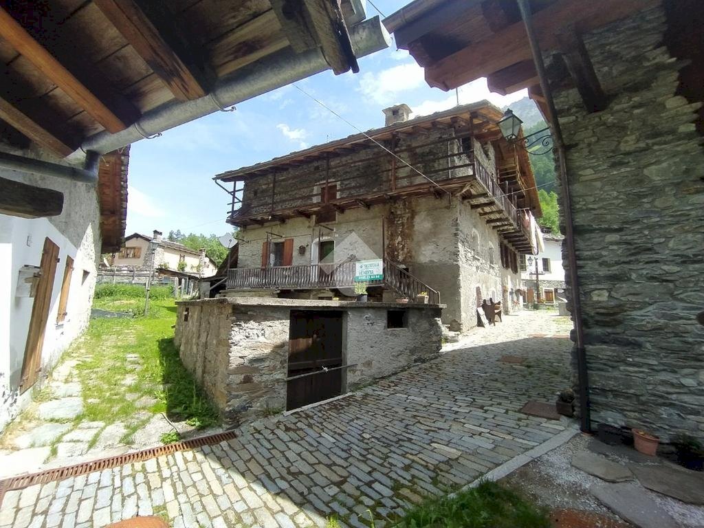 Casa semi indipendente Frazione Rovenaud, Valsavarenche - foto 1