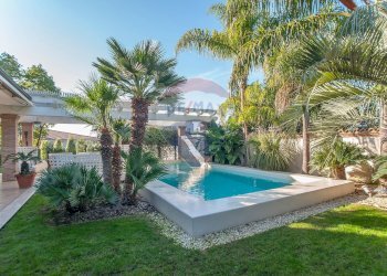 Piscina - Villa Via Luigi Cherubini, Roma - foto 1