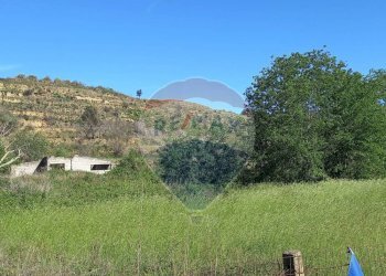 Vista delle montagne - Terreno agricolo C.da Regalsemi (SP 34)
 
snc, Caltagirone - foto 1