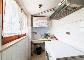 Lavanderia - Casa semi indipendente Via Torrette
 
18, Maiolati Spontini - foto 9