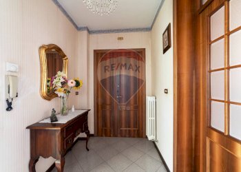 Hall / corridoio - Casa semi indipendente Via Torrette
 
18, Maiolati Spontini - foto 25