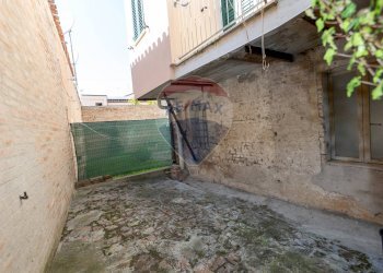 Terrazza - Box Via Castelfidardo
 
33, Jesi - foto 13