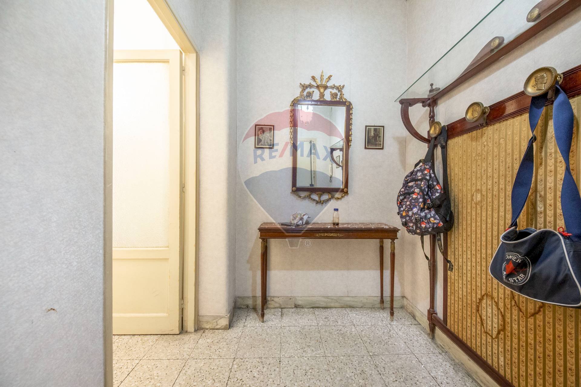 Hall / corridoio - Appartamento Via Gabriele D'annunzio
 
172, Catania - foto 2