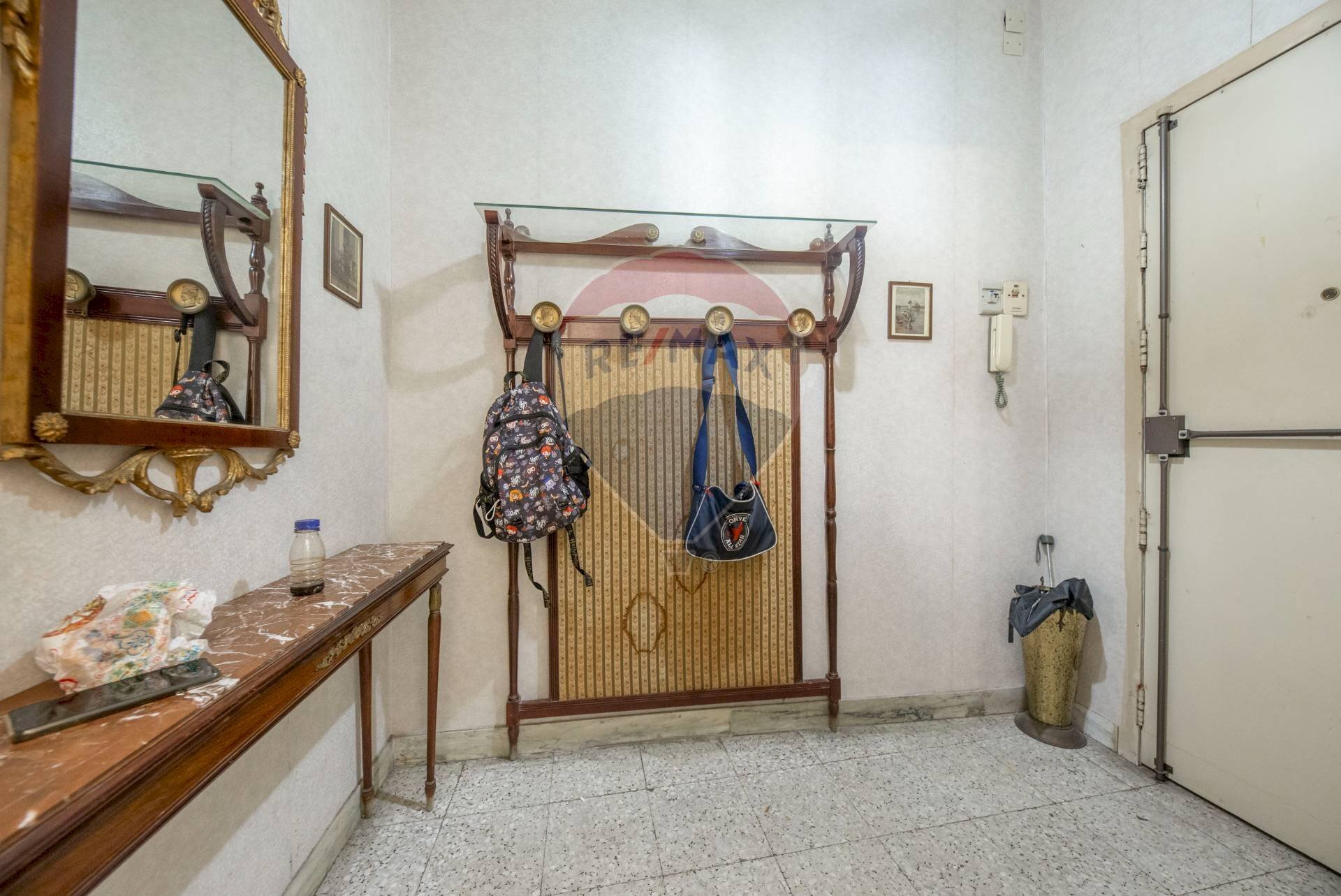 Hall / corridoio - Appartamento Via Gabriele D'annunzio
 
172, Catania - foto 3