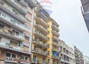 Edificio all\'aperto - Appartamento Via Gabriele D'annunzio
 
172, Catania - foto 1