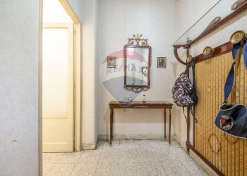 Hall / corridoio - Appartamento Via Gabriele D'annunzio
 
172, Catania - foto 2