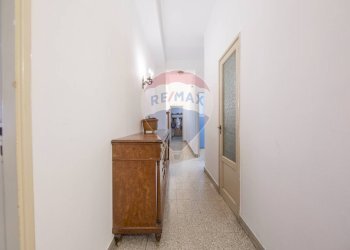 Hall / corridoio - Appartamento Via Gabriele D'annunzio
 
172, Catania - foto 17