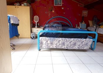 Camera / camera da letto - Four-room apartment Piombino - photo 14