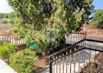 Balcone - Appartamento Via Enrico De Nicola
 
12, Roseto degli Abruzzi - foto 16