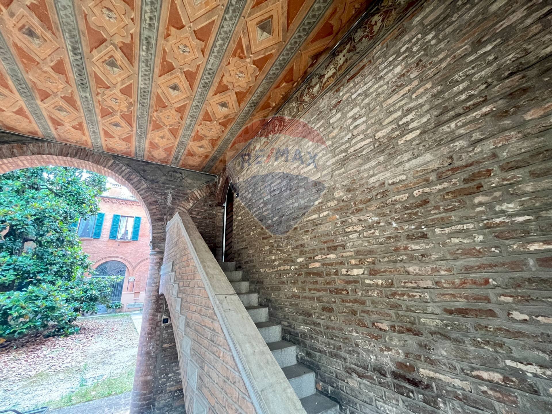 Scale - Apartment Via Cisterna Del Follo
1, Ferrara - photo 3