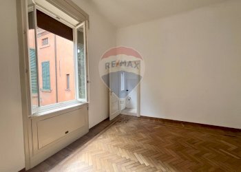 Stanza vuota - Appartamento Via Cisterna Del Follo
 
1, Ferrara - foto 8