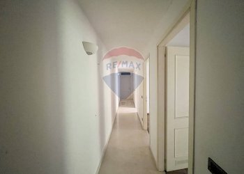 Hall / corridoio - Appartamento Via Cisterna Del Follo
 
1, Ferrara - foto 3