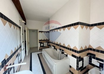 Bagno - Appartamento Via Cisterna Del Follo
 
1, Ferrara - foto 9