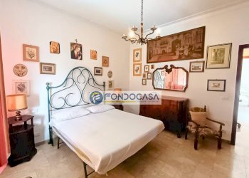 prima camera matrimoniale - Appartamento viale xx settembre, Carrara - foto 11