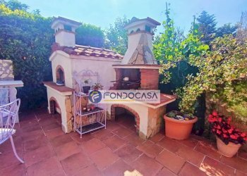 ESTERNO - Villa a Schiera Via Puliche, Massa - foto 4