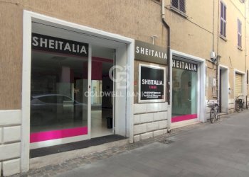 Foto 5 - Negozio Via Giordano Bruno
 
27, Rimini - foto 5