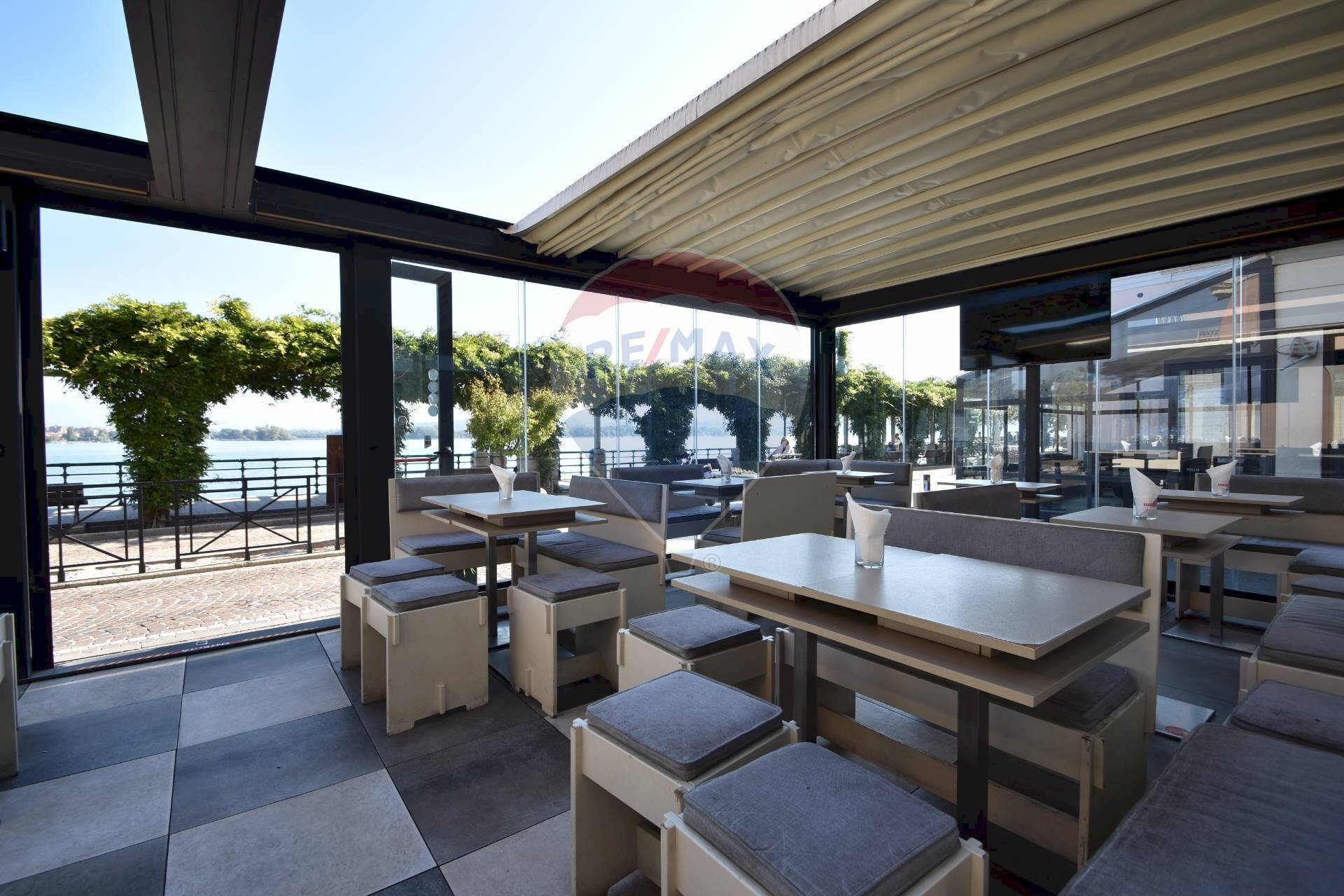 Terrazza - Bar Tavola Calda - Fredda corso Marconi
 
73, Arona - foto 1