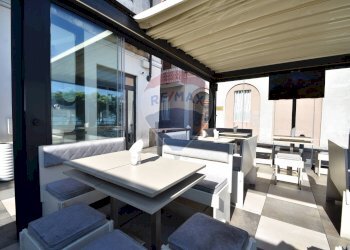 Terrazza - Bar Tavola Calda - Fredda corso Marconi
 
73, Arona - foto 3