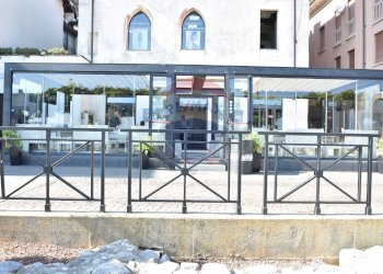 Edificio all\'aperto - Bar Tavola Calda - Fredda corso Marconi
 
73, Arona - foto 5